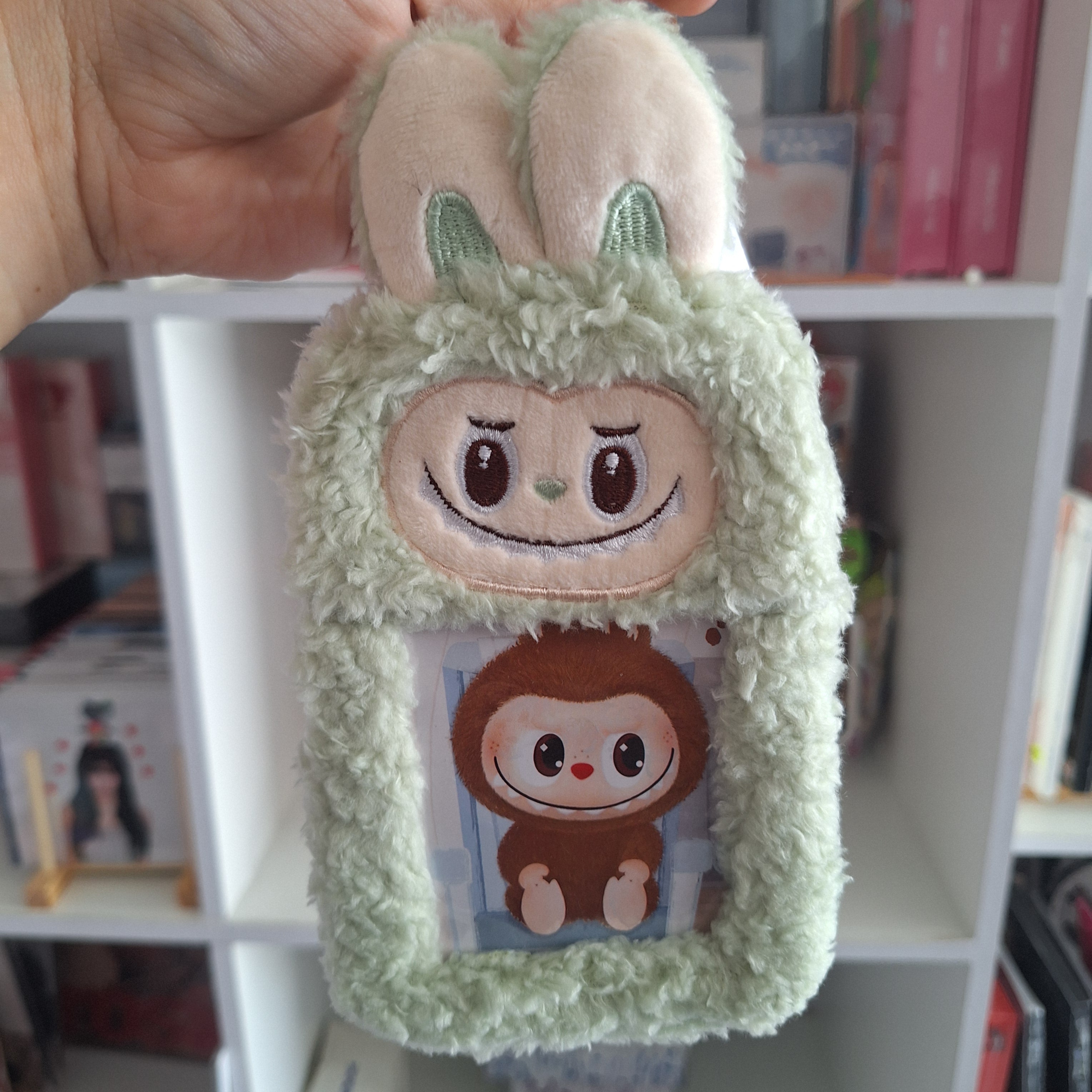 LABUBU 15x10cms HOLDER