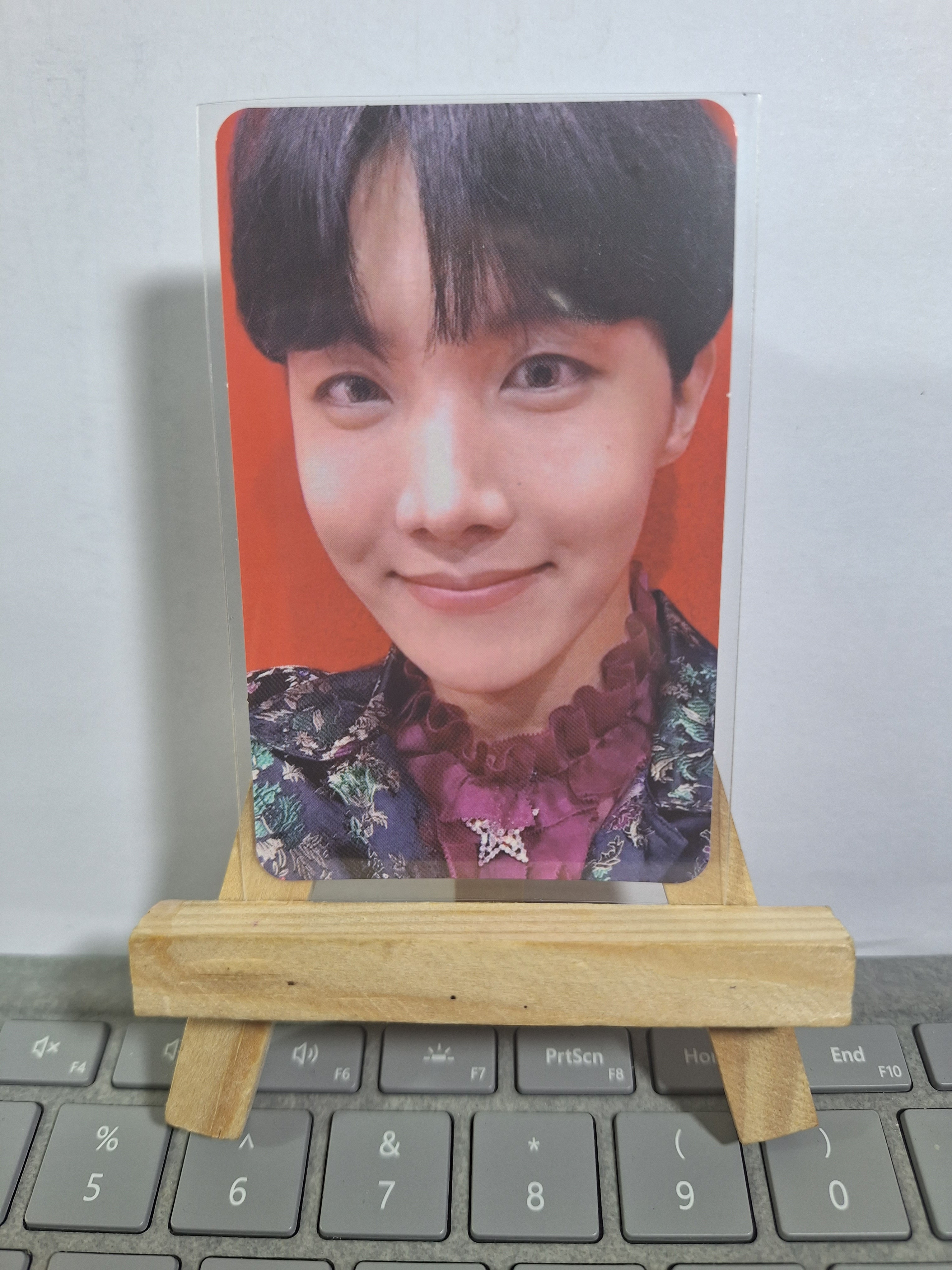 LOVE YOURSELF ANSWER Photocard