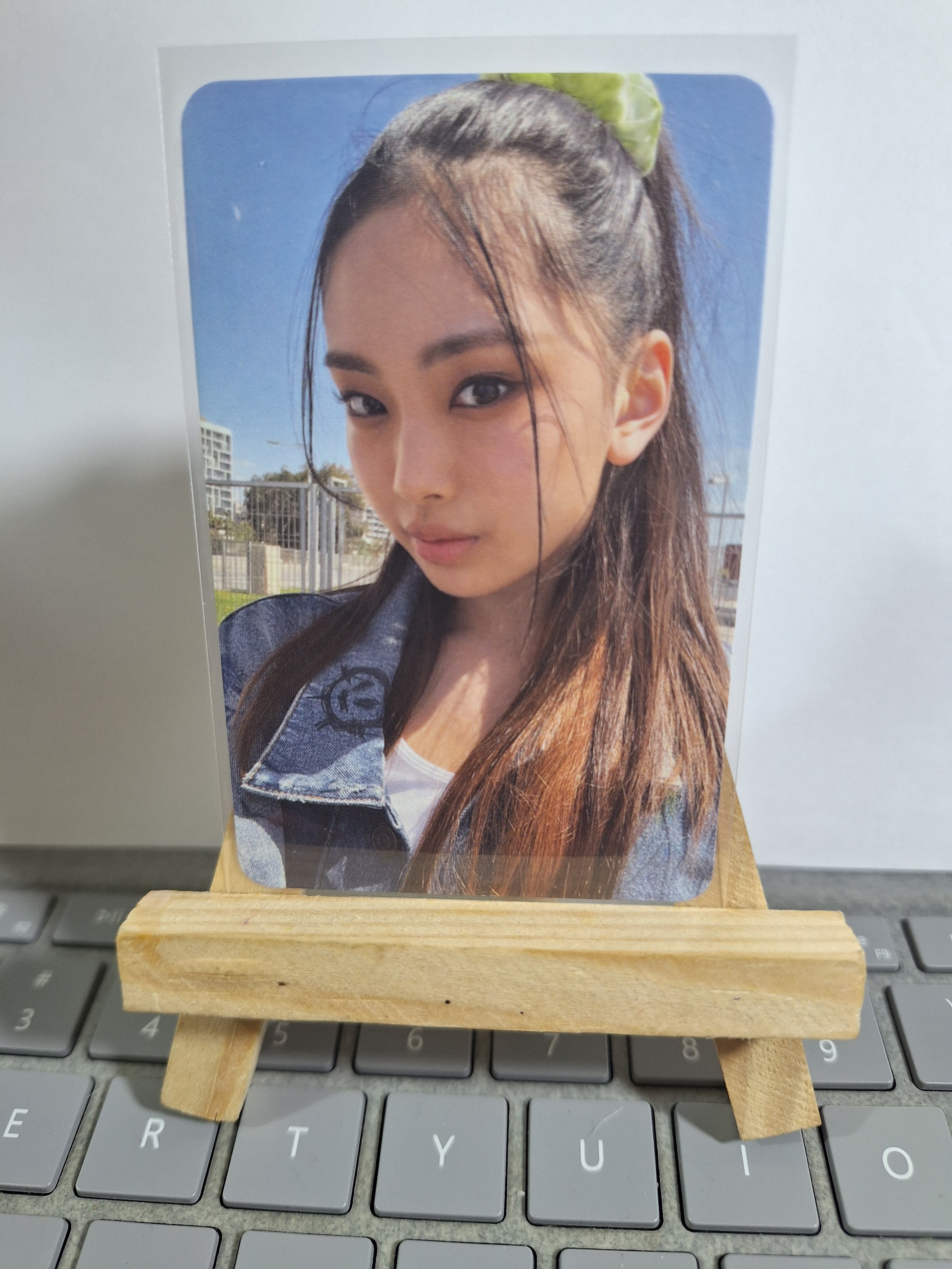 NJ 1st EP Photocard Weverse Ver.