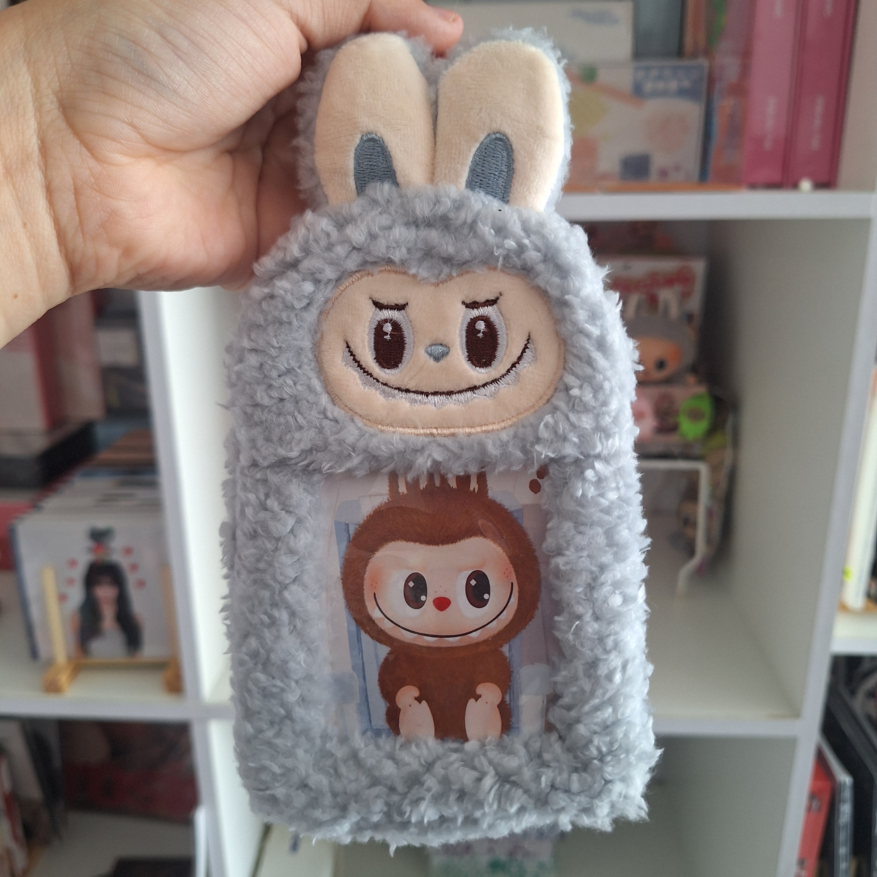 LABUBU 15x10cms HOLDER