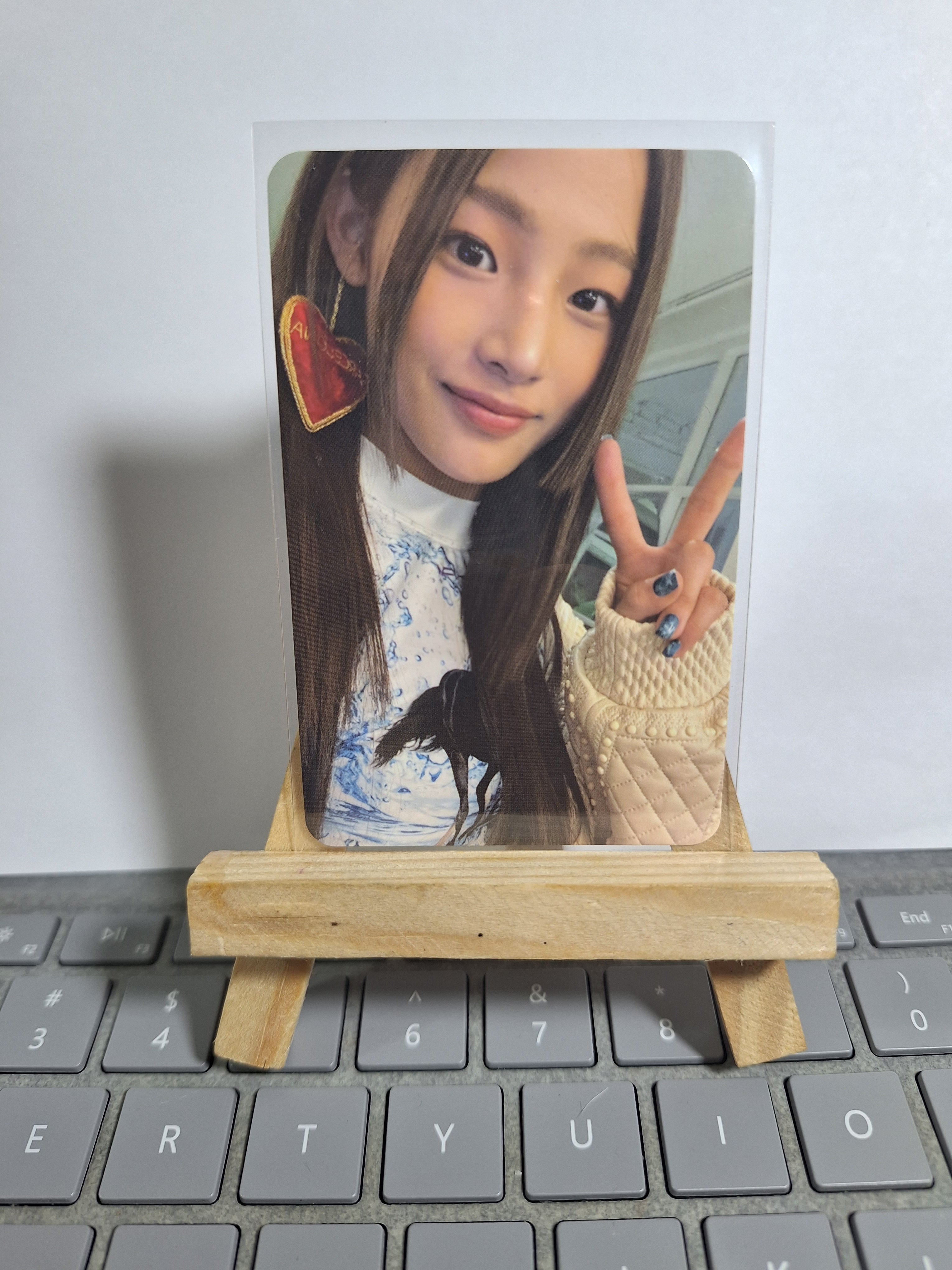 OMG Photocard Weverse Ver.