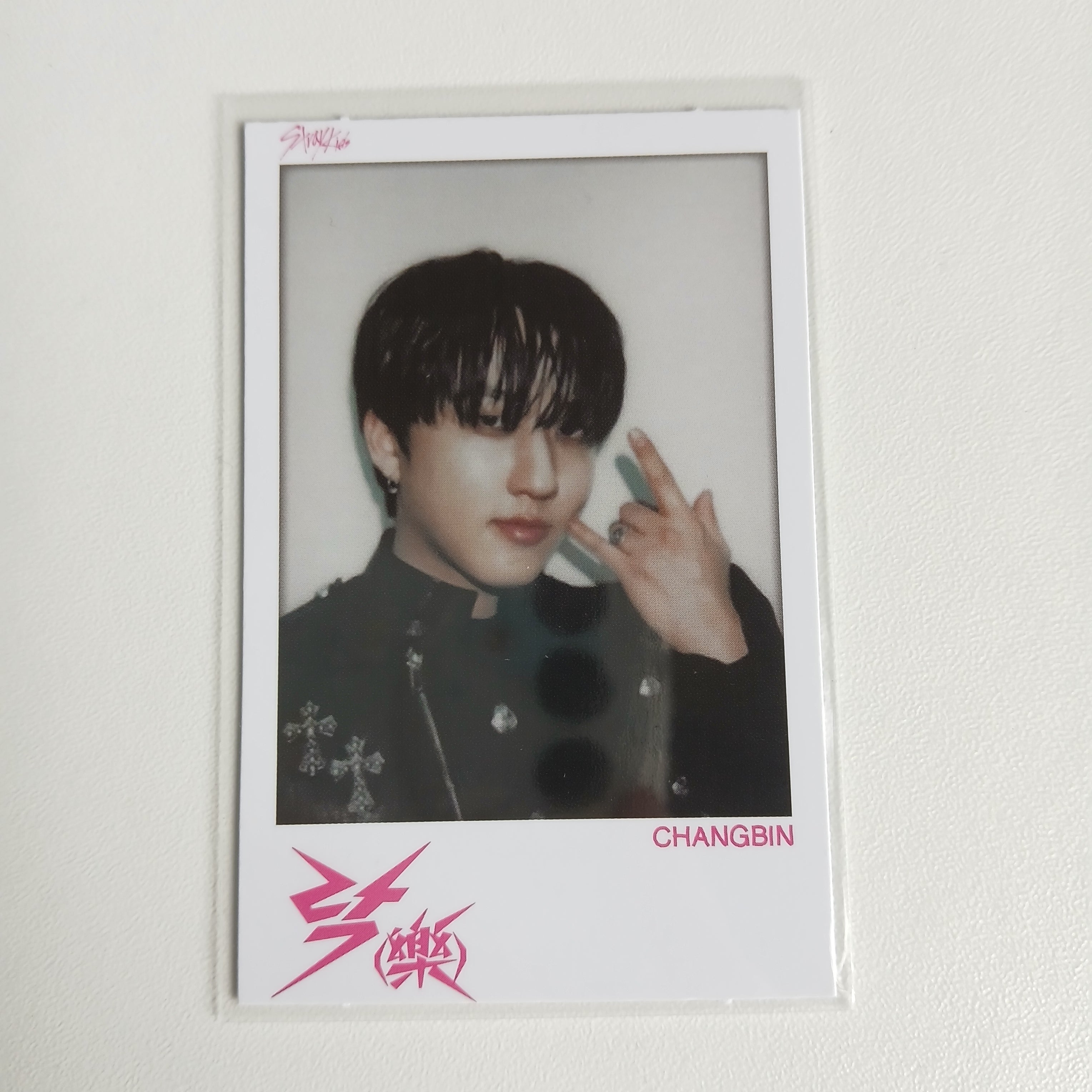 ROCK STAR - SOUNDWAVE R1 POLAROID